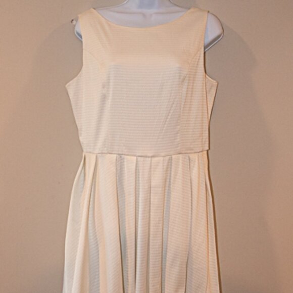 New with Tags Anni Coco Hi Low Dress White Size XL - Picture 1 of 8